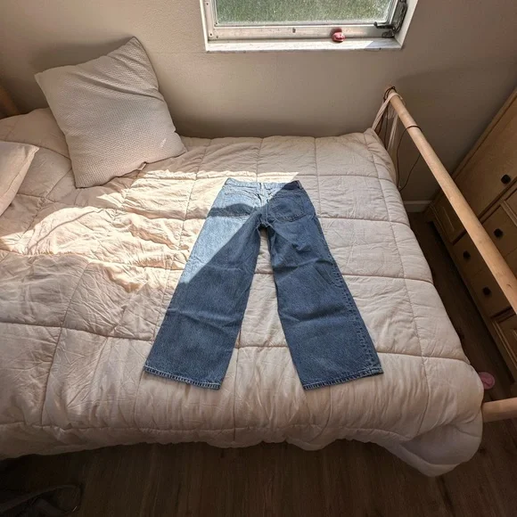 Abercrombie & Fitch Denim The Ultra Low Rise Wide Leg Blue Jeans - Picture 6 of 8